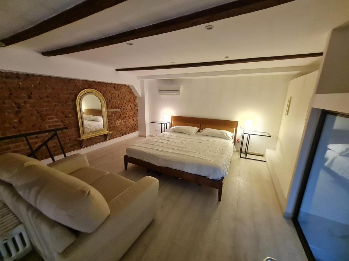 Isola - Ugo Bassi Charme Loft Milan Exterior photo