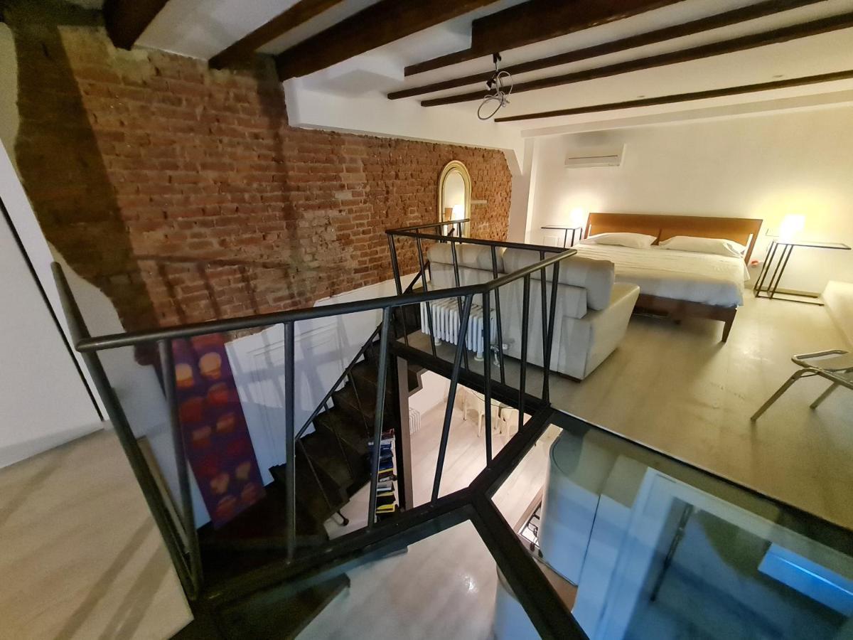 Isola - Ugo Bassi Charme Loft Milan Exterior photo